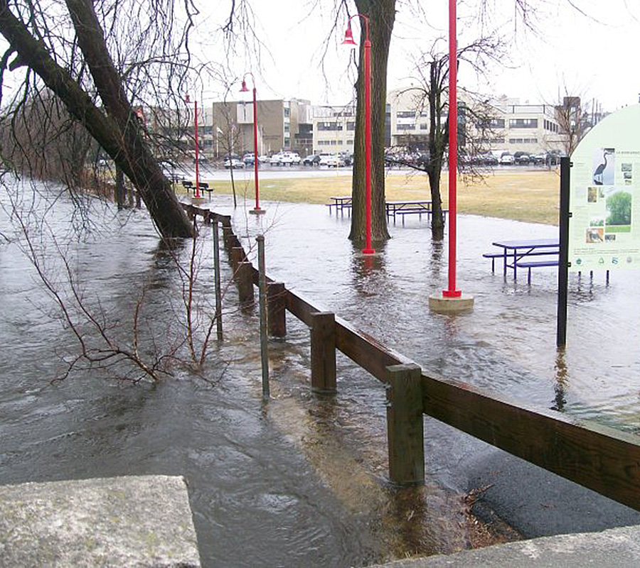 flooding in park lawrence ma